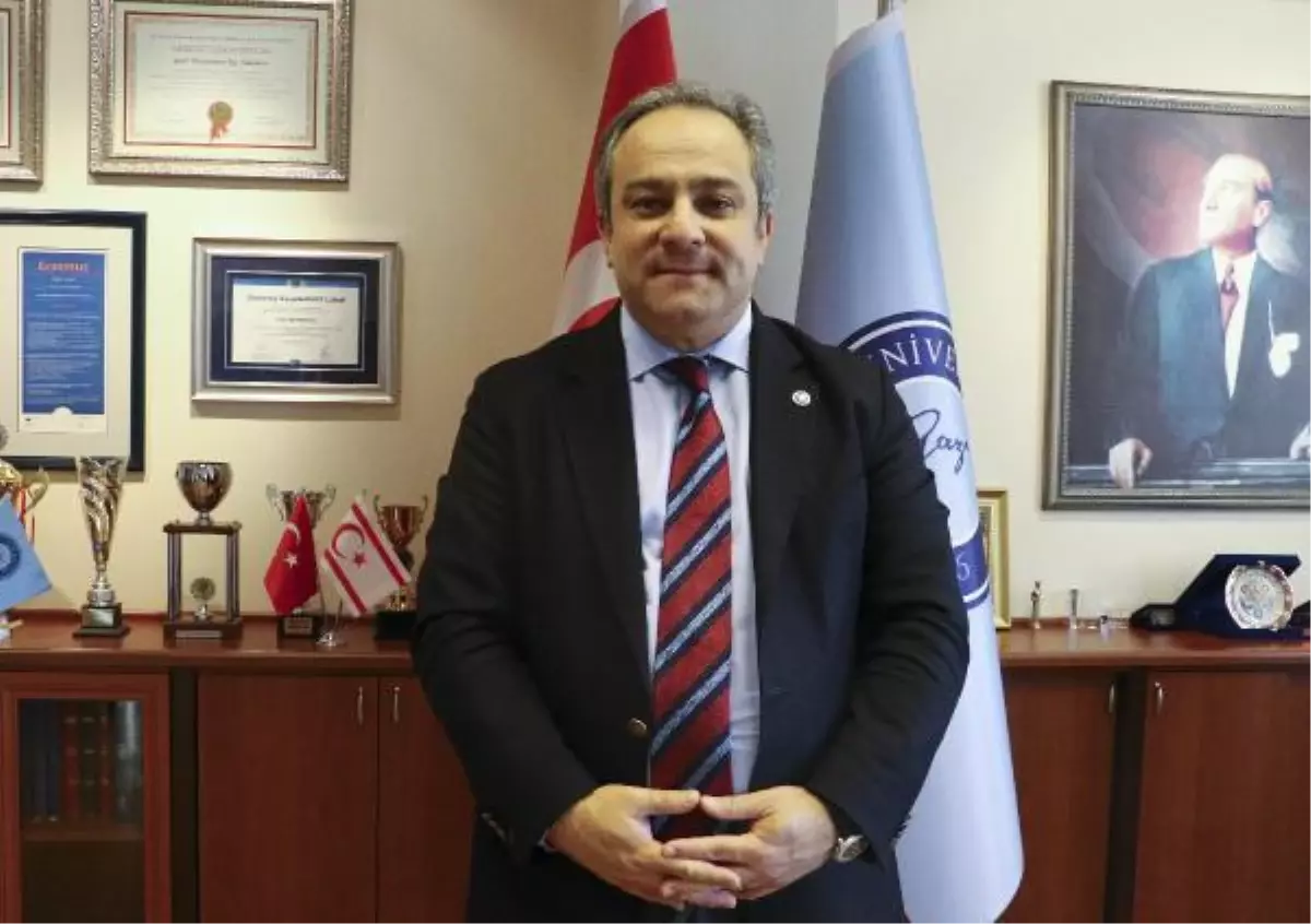 'Aşılama ile birlikte okulların açılmasını tekrar düşünmek gerekiyor'