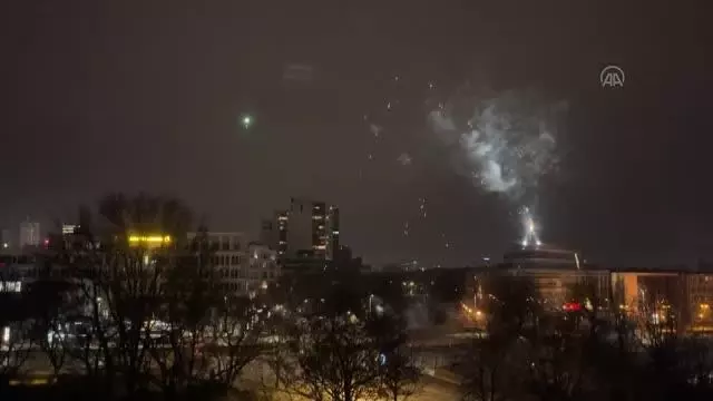 Avrupa yeni yıla Kovid-19 kısıtlamaları altında girdi Avrupa yeni yıla Kovid-19 kısıtlamaları altında girdi