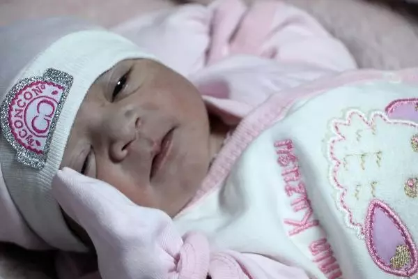 Erzurum'un ilk bebeği 'Elisa' Erzurum'un ilk bebeği 'Elisa'