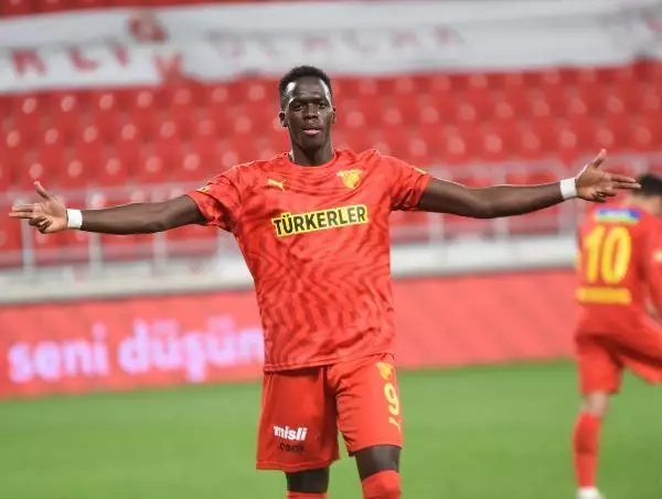 Göztepe'de Ndiaye coştu, Ideye ise beklentileri karşılayamadı Göztepe'de Ndiaye coştu, Ideye ise beklentileri karşılayamadı