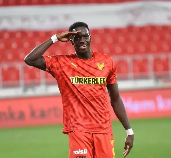 Göztepe'de Ndiaye coştu, Ideye ise beklentileri karşılayamadı Göztepe'de Ndiaye coştu, Ideye ise beklentileri karşılayamadı