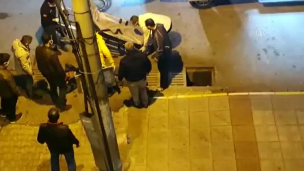 İskenderun'da rögara düşen vatandaşın ayağı kırıldı