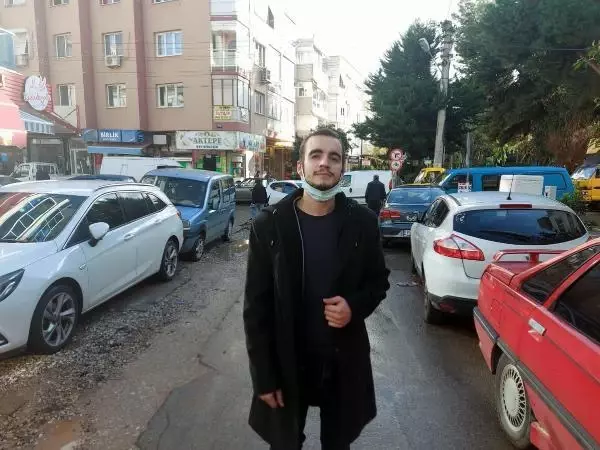 Karabağlar'da bozuk yol eleştirisi Karabağlar'da bozuk yol eleştirisi