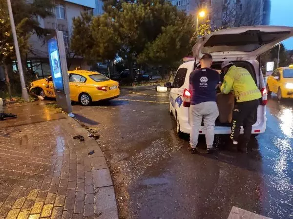 Son dakika haber... Kaza yapan ekmek teknesini görünce çöktü kaldı Son dakika haber... Kaza yapan ekmek teknesini görünce çöktü kaldı
