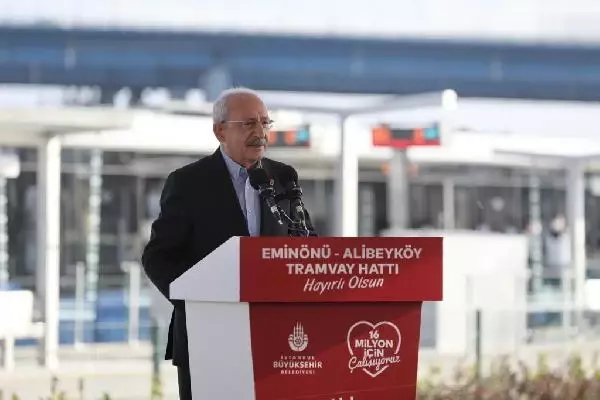 Kılıçdaroğlu: 'Birlikte kavgasız, huzur içinde, gelişmiş bir Türkiye istiyoruz' Kılıçdaroğlu: 'Birlikte kavgasız, huzur içinde, gelişmiş bir Türkiye istiyoruz'