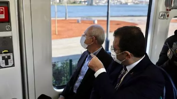 Kılıçdaroğlu: 'Birlikte kavgasız, huzur içinde, gelişmiş bir Türkiye istiyoruz' Kılıçdaroğlu: 'Birlikte kavgasız, huzur içinde, gelişmiş bir Türkiye istiyoruz'