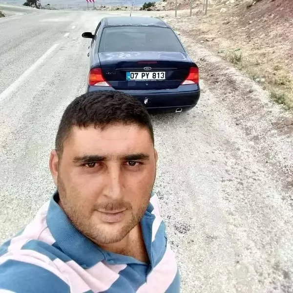 Şarampole devrilen otomobilin sürücüsü yaşamını yitirdi (2) Şarampole devrilen otomobilin sürücüsü yaşamını yitirdi (2)