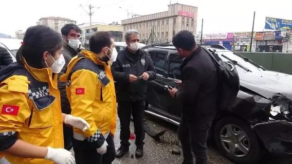 Uygulama noktasında zincirleme kaza: 2 yaralı Uygulama noktasında zincirleme kaza: 2 yaralı