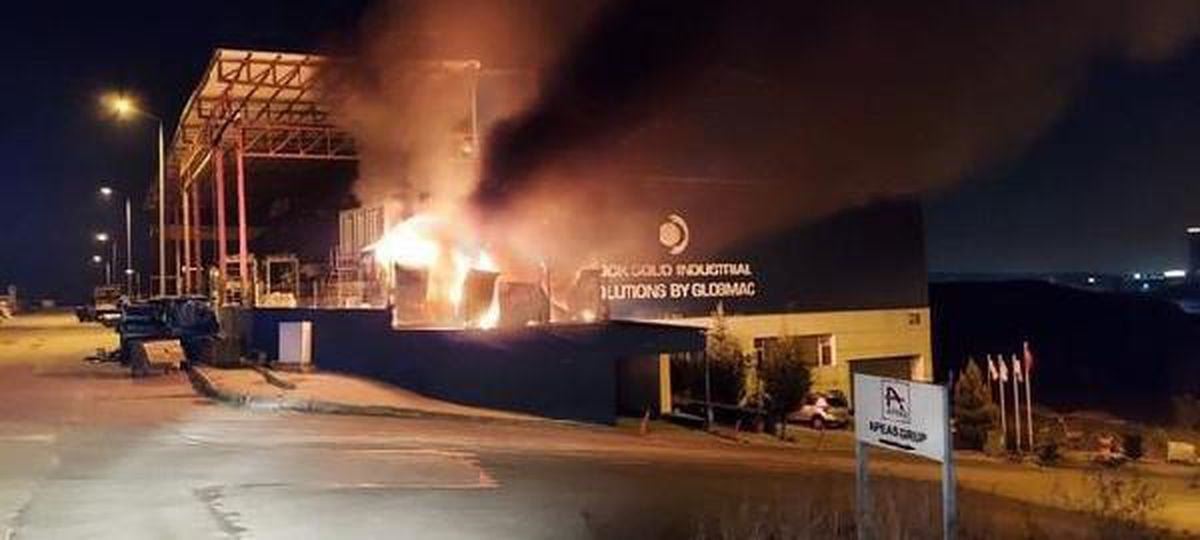 Ankara'da, fabrika nizamiyesinde korkutan yangın