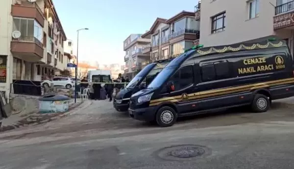 Ankara'da otomobilde 3 kişinin cansız bedeni bulundu