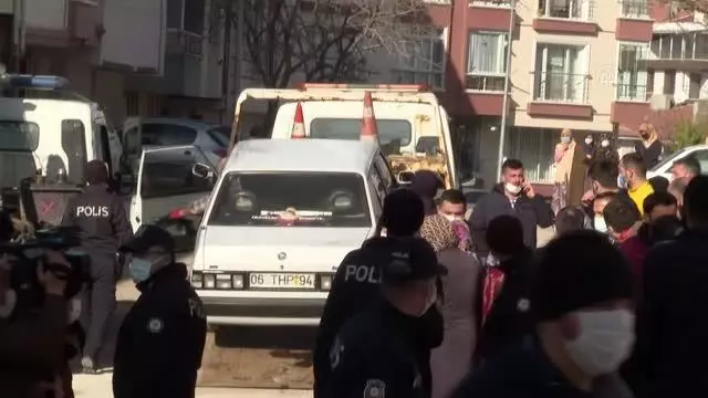 Başkentte apartmanın garajında 3 gencin cesedi bulundu