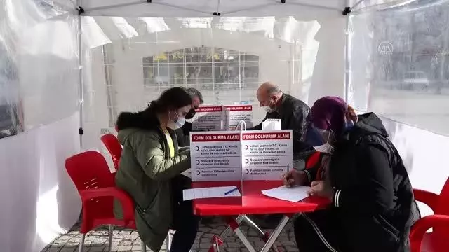 Çubuk'ta vatandaşlar kan bağışı kampanyasına ilgi gösterdi