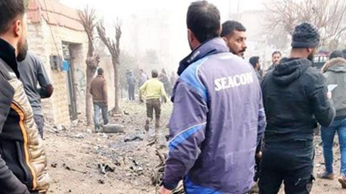 Afrin'de bombalı saldırı! Çok sayıda yaralı var