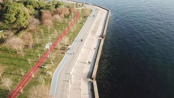 Son dakika haberi! Sokağa çıkma kısıtlamasında Caddebostan Sahili'ne akın ettiler; 86 kişiye ceza kesildi