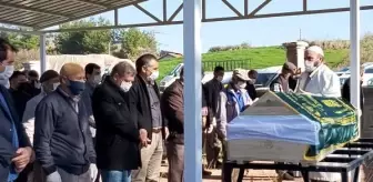 İstanbul'da evinin önünde cesedi bulunan Ali, Antalya'da toprağa verildi