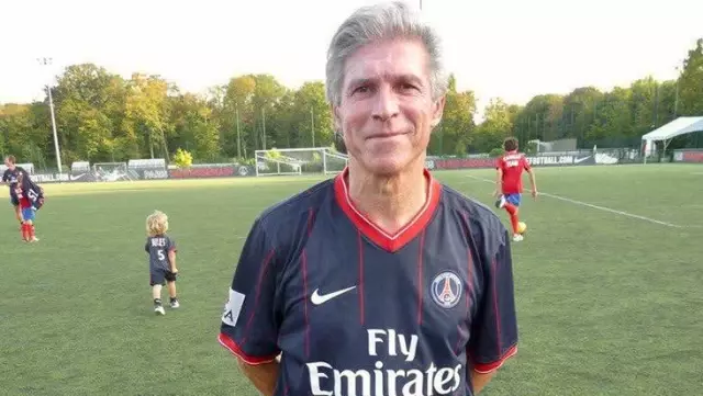 PSG tarihinin ilk golünü atan Bernard Guignedoux hayatını kaybetti PSG tarihinin ilk golünü atan Bernard Guignedoux hayatını kaybetti