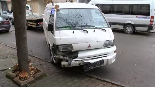 Sancaktepe'de polisten kaçan şüpheliler 14 kilometre sonra kartal'da yakalandı Sancaktepe'de polisten kaçan şüpheliler 14 kilometre sonra kartal'da yakalandı