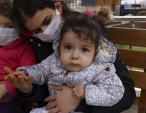 SMA hastası, Öykü tedavisine kavuşuyor SMA hastası, Öykü tedavisine kavuşuyor