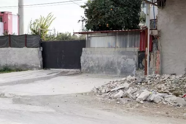 Tarsus'ta kumara mahalleli tepkisi: Yenice'nin adını lekeliyorlar Tarsus'ta kumara mahalleli tepkisi: Yenice'nin adını lekeliyorlar