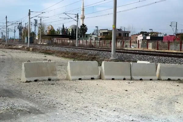 Tarsus'ta kumara mahalleli tepkisi: Yenice'nin adını lekeliyorlar Tarsus'ta kumara mahalleli tepkisi: Yenice'nin adını lekeliyorlar