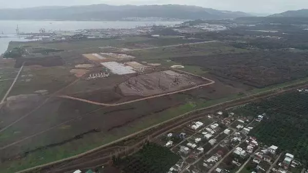Yerli otomobil fabrikasının inşaatında 5 bin kişinin çalışacak olması sevindirdi (2)- Yeniden Yerli otomobil fabrikasının inşaatında 5 bin kişinin çalışacak olması sevindirdi (2)- Yeniden