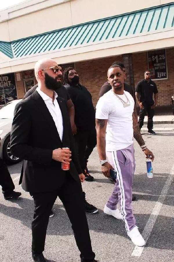 ABD'li ünlü rap yıldızlarının Türk koruması ABD'li ünlü rap yıldızlarının Türk koruması