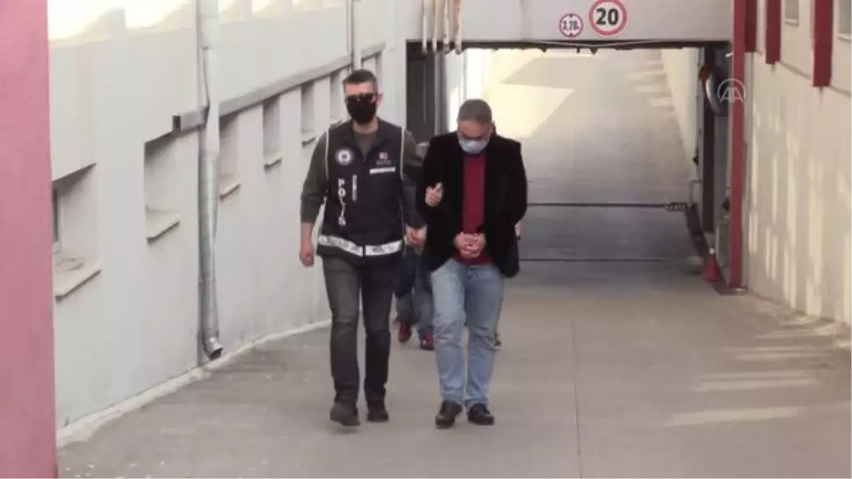 Bankacının müşterilerinin imzasını taklit ederek 12 milyon lira kredi çektiği iddiası