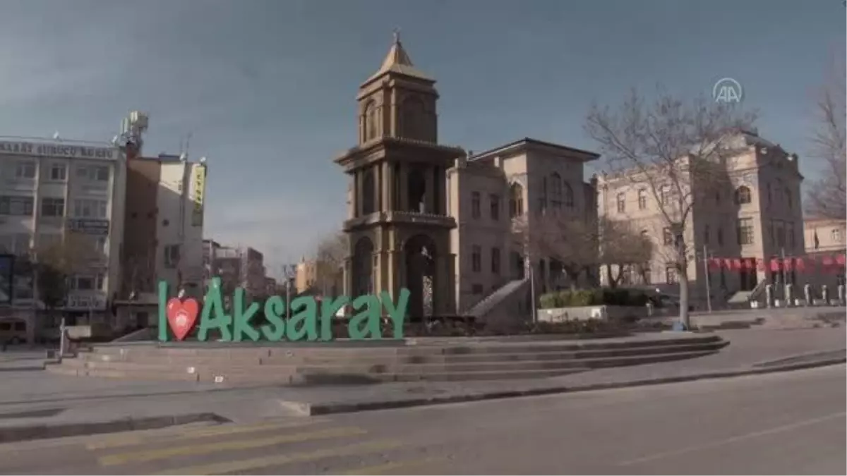 Cadde ve sokaklarda sessizlik hakim