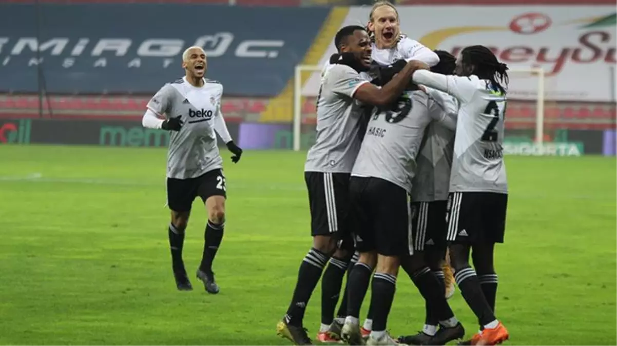 Eksik Beşiktaş, Kayseri'de son dakikalarda galibiyete uzandı ve liderlik koltuğuna oturdu