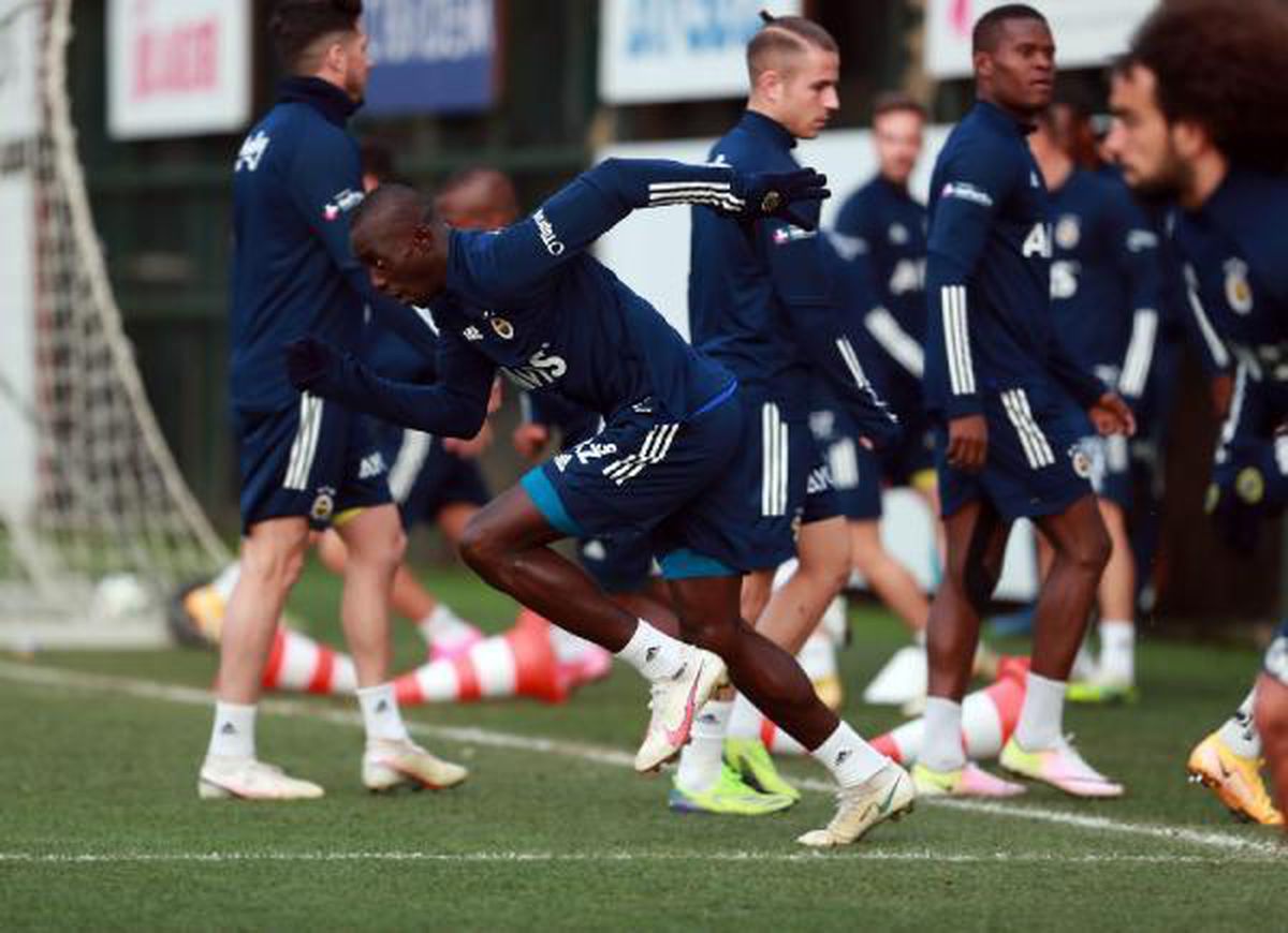Fenerbahçe'de Serdar Aziz bireysel çalışmalara başladı