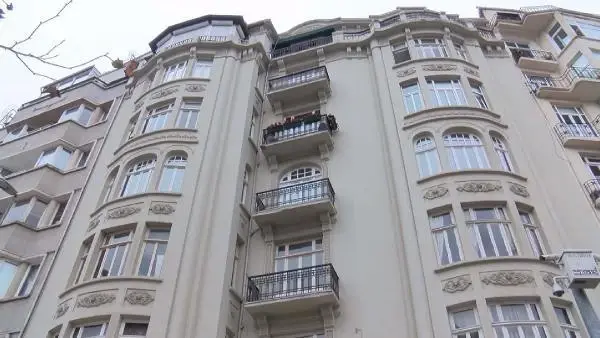 Tanizamat'ın ilk yazarlarından Şinasi'nin kayıp mezarı 150 yıl sonra bulundu Tanizamat'ın ilk yazarlarından Şinasi'nin kayıp mezarı 150 yıl sonra bulundu