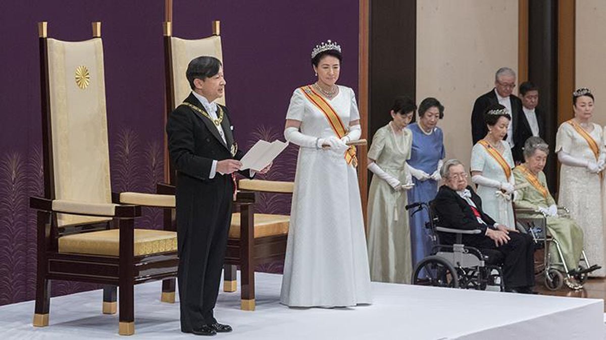 Japonya İmparatoru'nun konutuna gizlice giren şahıs, 2 saat sonra fark edildi! Tanışmak istemiş