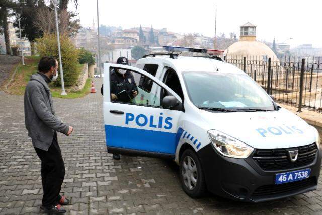 Sokağa çıkma kısıtlamasını ihlal eden alkollü vatandaş: Maraş Kalesi'ndeki Türk bayrağını bekliyorum
