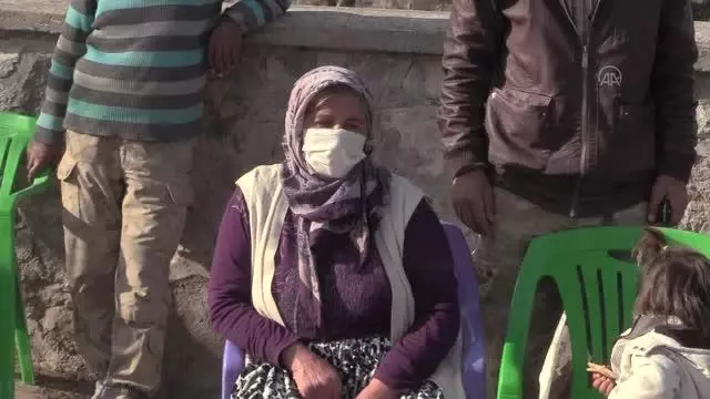 Trafik kazasında koyunları telef olan Şerife nineyi Aksaray Valiliği sevindirdi Trafik kazasında koyunları telef olan Şerife nineyi Aksaray Valiliği sevindirdi