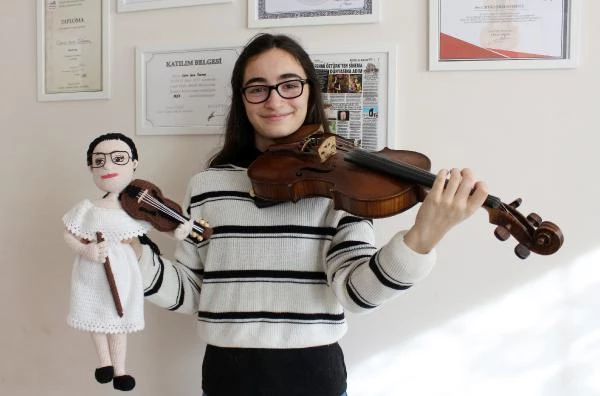 12 yaşındaki kemancı Cansu, 6 yarışmada Türkiye'yi temsil etti