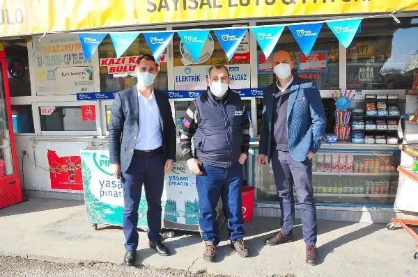 25 milyon TL'lik çeyrek bileti satan bayi altınla ödüllendirildi