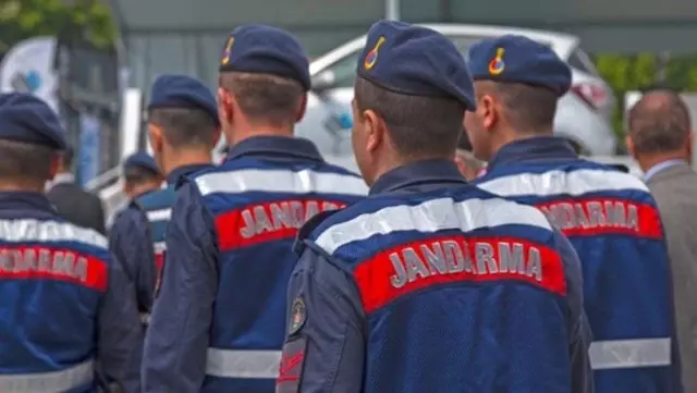 8 kişi define ararken suçüstü yakalandı 8 kişi define ararken suçüstü yakalandı