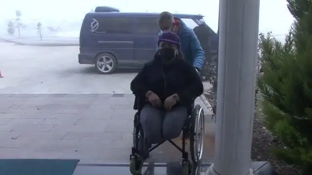 AFYONKARAHİSAR - Engelli gence akülü araç hediye edildi AFYONKARAHİSAR - Engelli gence akülü araç hediye edildi