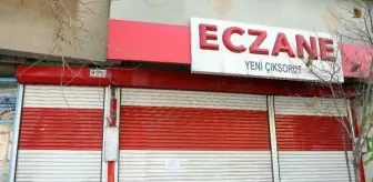 Son dakika haber | Çevresini tedbirlerle ilgili sürekli uyaran eczacı koronavirüsten öldü