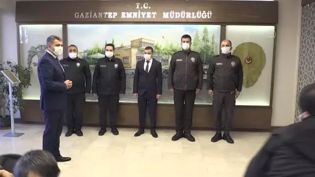 GAZİANTEP - EYP ele geçiren polis ve bekçilere ödül GAZİANTEP - EYP ele geçiren polis ve bekçilere ödül