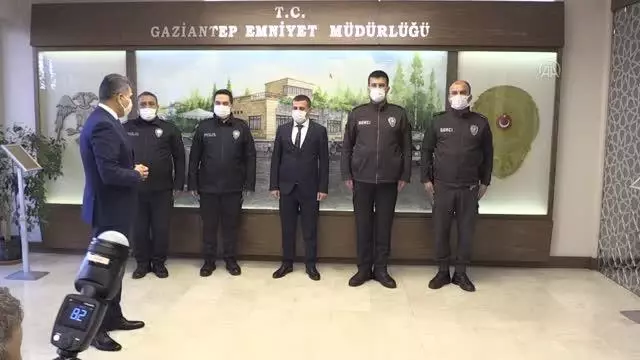 GAZİANTEP - EYP ele geçiren polis ve bekçilere ödül GAZİANTEP - EYP ele geçiren polis ve bekçilere ödül