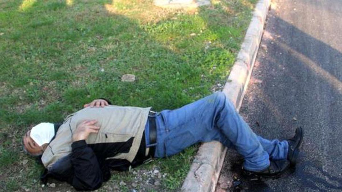 Hastaneye giderken nehre düştü, 2 saat boyunca kurtarılmayı bekledi