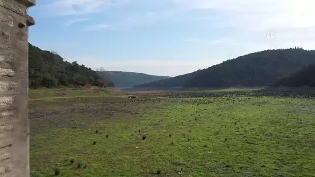 İstanbul'un barajlarındaki su miktarı kritik seviyelerde İstanbul'un barajlarındaki su miktarı kritik seviyelerde