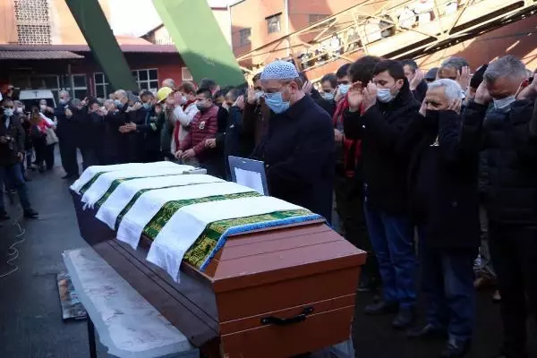 Kanserden ölen sendikacı, düğününü yaptığı maden ocağı önünden uğurlandı Kanserden ölen sendikacı, düğününü yaptığı maden ocağı önünden uğurlandı