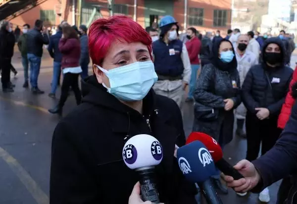 Kanserden ölen sendikacı, düğününü yaptığı maden ocağı önünden uğurlandı Kanserden ölen sendikacı, düğününü yaptığı maden ocağı önünden uğurlandı