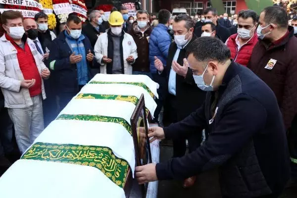 Kanserden ölen sendikacı, düğününü yaptığı maden ocağı önünden uğurlandı Kanserden ölen sendikacı, düğününü yaptığı maden ocağı önünden uğurlandı
