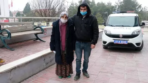Son Dakika | Ormanlık alanda ölü bulunan Gülsüm'ün kardeşi: Annemi ve ablamı köyde istemiyorlardı Son Dakika | Ormanlık alanda ölü bulunan Gülsüm'ün kardeşi: Annemi ve ablamı köyde istemiyorlardı