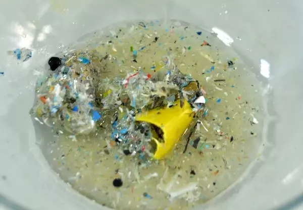 Paketli gıdalarda 'mikroplastik' tehlikesi Paketli gıdalarda 'mikroplastik' tehlikesi