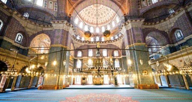 Sahur duası nedir? Sahur nedir? Sahur yemeği nedir? Sahur yemeği yemenin fazileti nedir? Sahur yemeği neden yenilir?