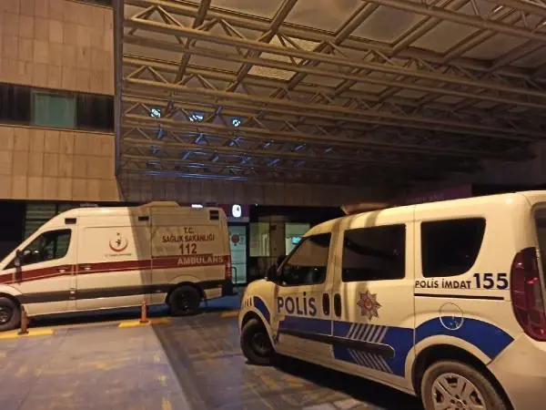 Sevgilisi tarafından göğsünden vurulan kadın hayatını kaybetti Sevgilisi tarafından göğsünden vurulan kadın hayatını kaybetti